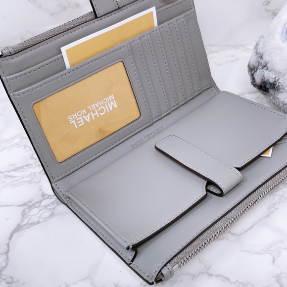 Michael Kors Avril Small Satchel and Wallet - Picture 14 of 15